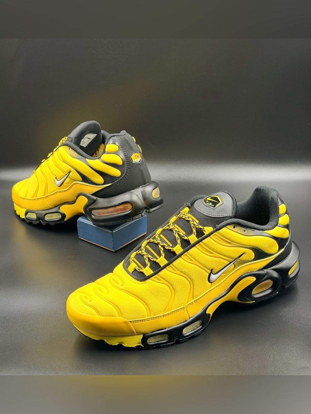 Nike Air Max Plus 'Frequency Pack' - Picture 7 of 11